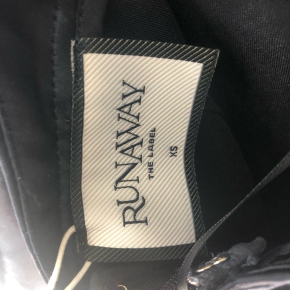 Sophisticated Backless Navy Dress - Picture 8 of 10